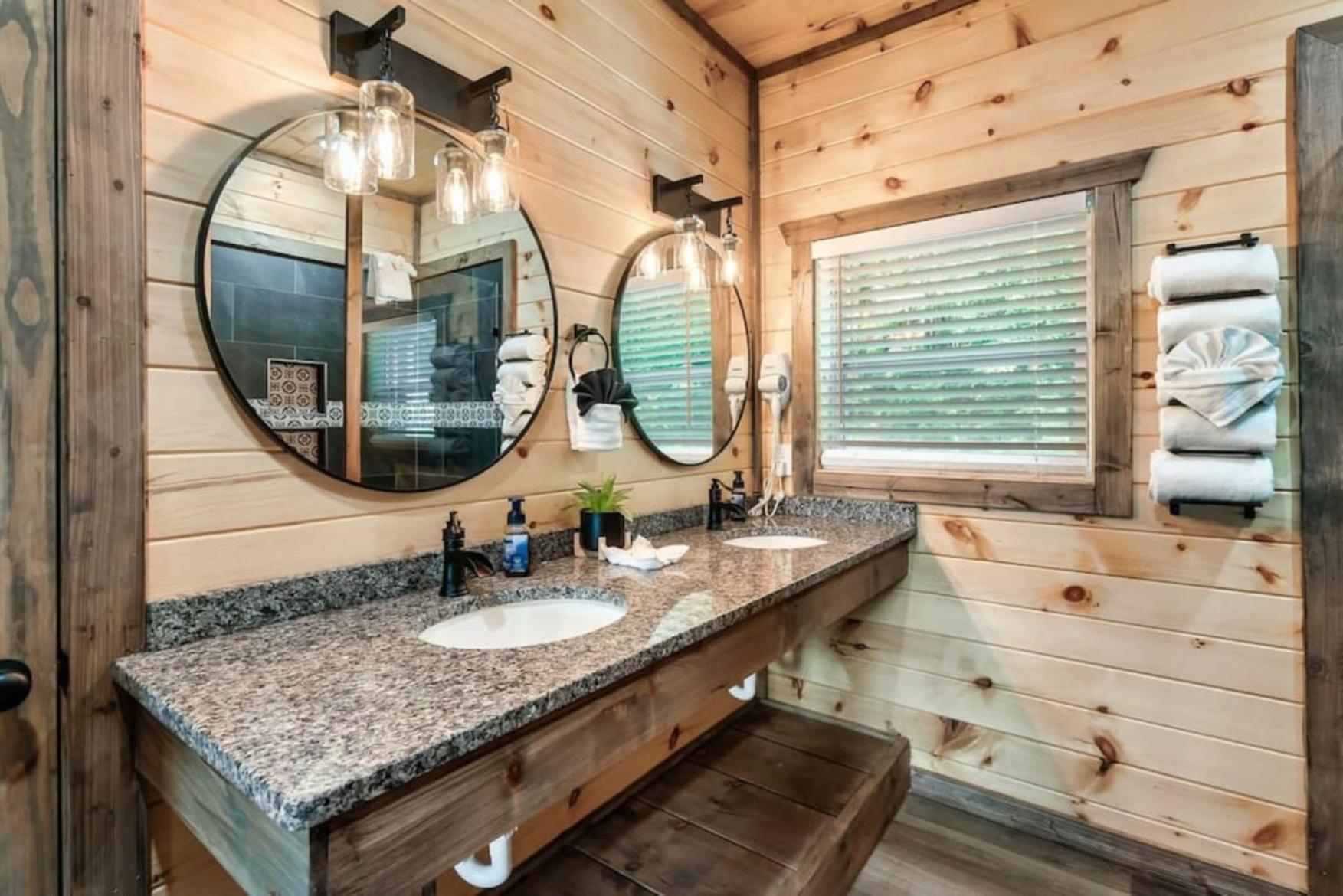 Tranquil Mountain Getaway By Ghosal Luxury Lodging Gatlinburg Exterior foto