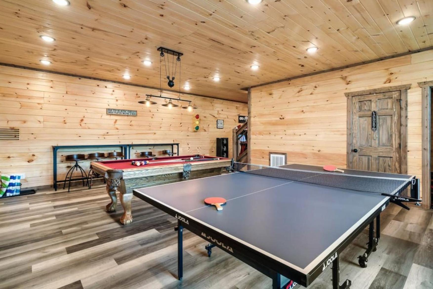 Tranquil Mountain Getaway By Ghosal Luxury Lodging Gatlinburg Exterior foto